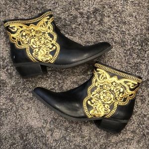 Embroidered ankle boots